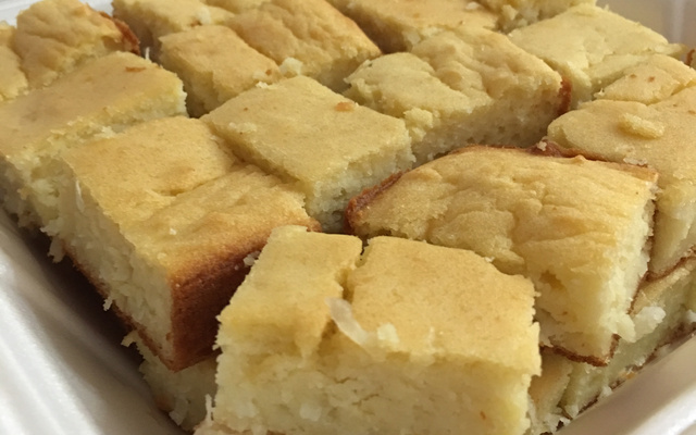 Bolo de aipim cozido tia Helena