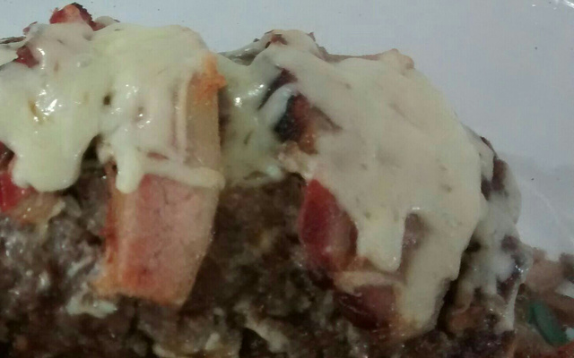 Rocambole de carne moída