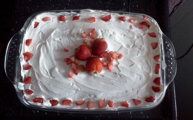 Pavê de morangos e doce de leite