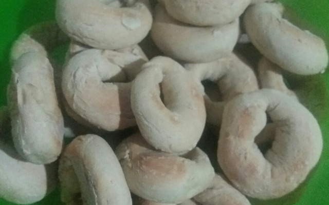 Biscoito de farinha de trigo da Tia Luciléia