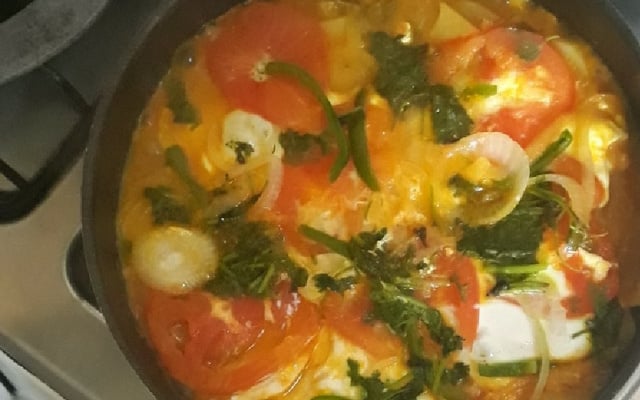 Moqueca de ovo com sardinha