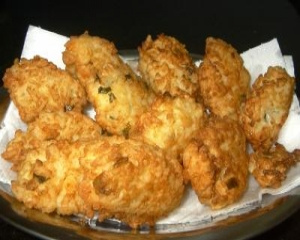 Bolinhos de arroz com queijo