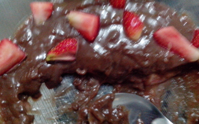 Brigadeiro com morango fácil