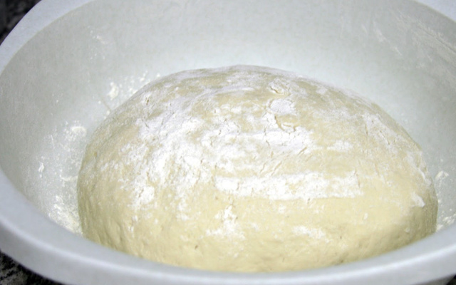 Massa para pizza fácil