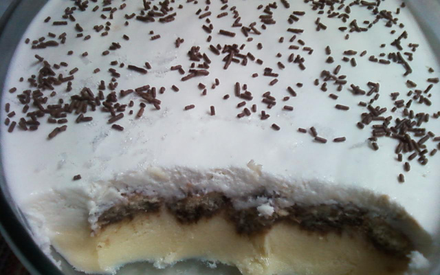 Bolo sorvete de bolacha champagne