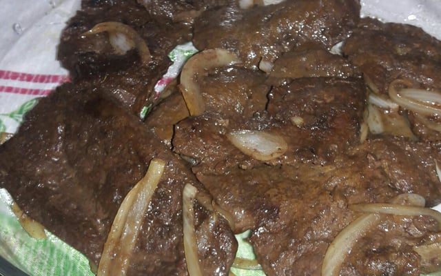 Bife de fígado frito