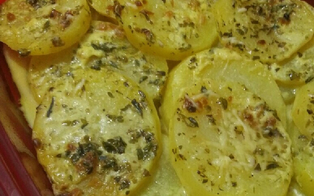 Batata assada no micro-ondas