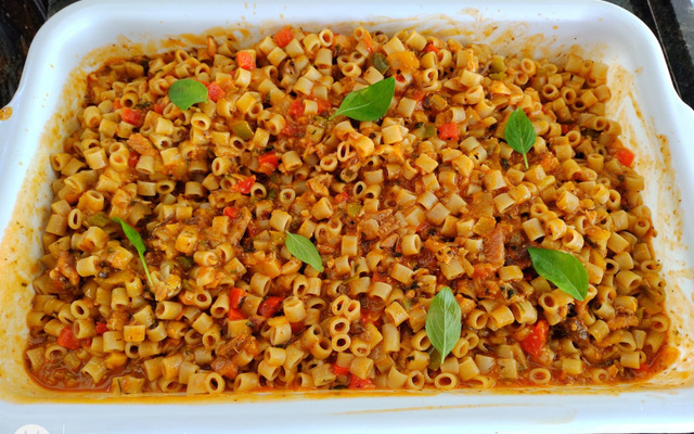 MACARRÃO COM SARDINHA BY CRISTIANO GRILLO