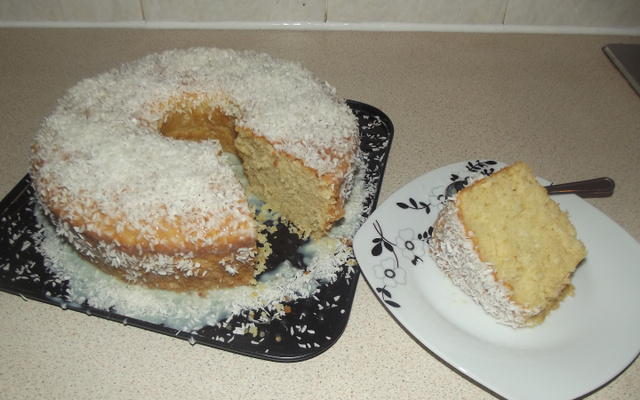 Bolo de coco prático