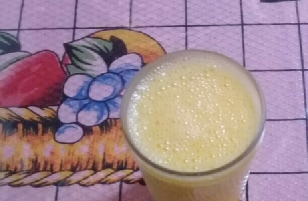 Suco de manga com leite