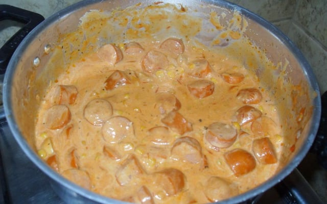 Estrogonofe de salsicha