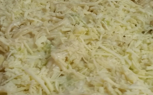 Espaguete ao molho de alho poró