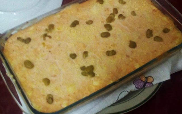 Lasanha de queijo e presunto ao molho branco