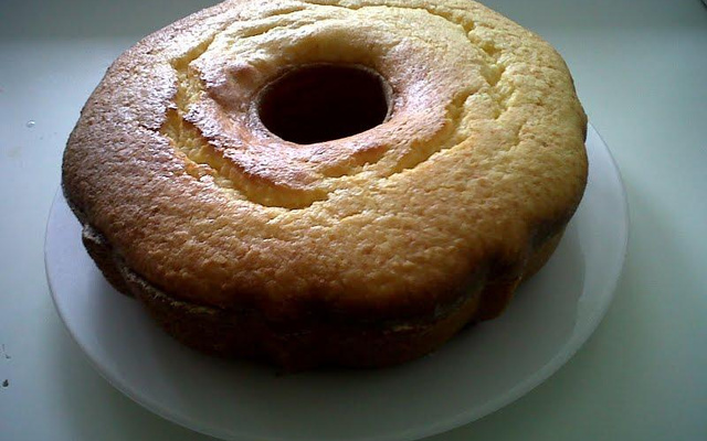 Broa de coco e parmesão
