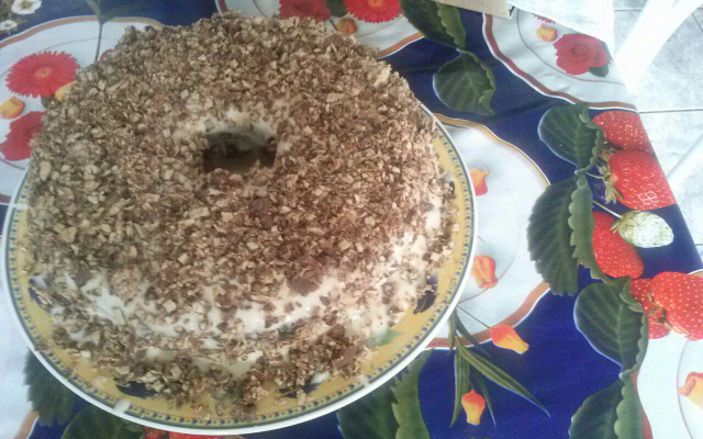 Bolo de limão com cobertura de Bis