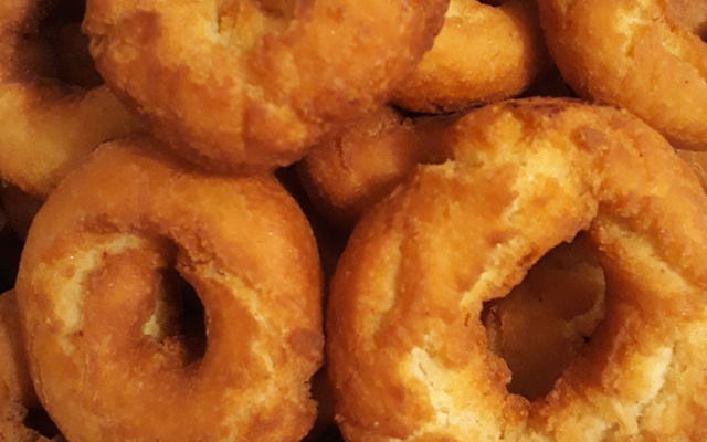 Rosquinha frita super fácil para o café