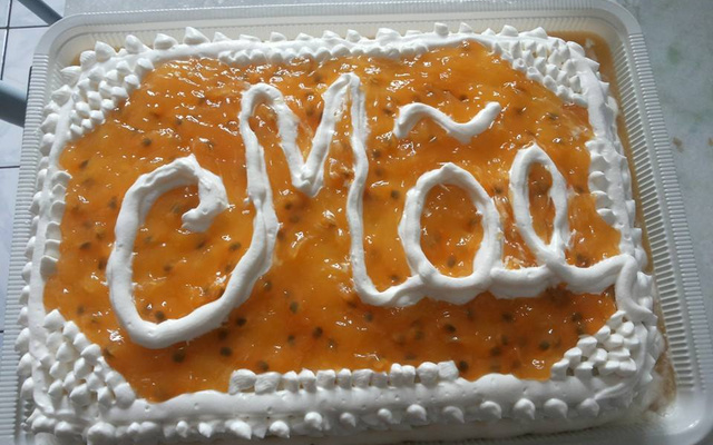 Bolo delicioso de mousse de maracujá