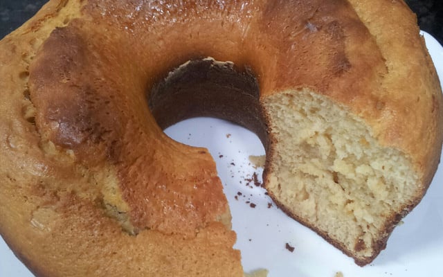 Bolo de mel no liquidificador