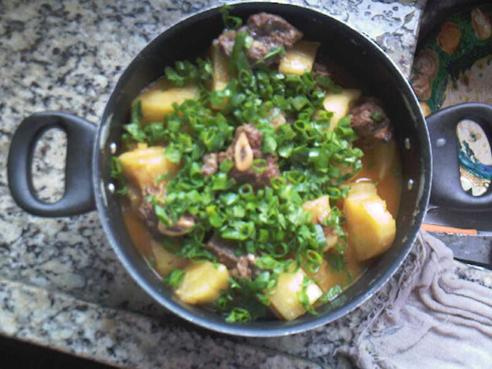 Costela com mandioca