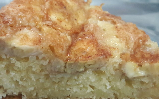 Bolo de banana com canela