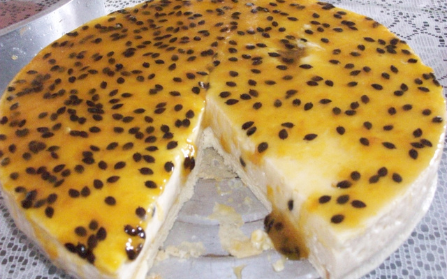 Torta mousse de maracujá