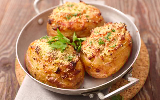 Batata recheada na air fryer