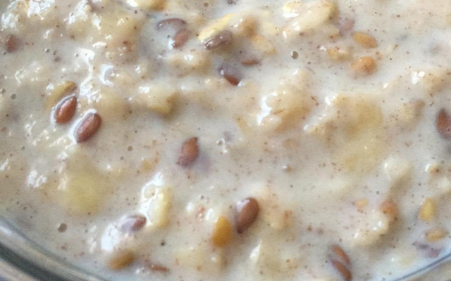 Papa / mingau de aveia (opção saudável para café da manhã)