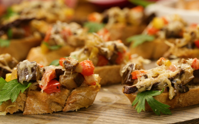 Bruschetta de cogumelos