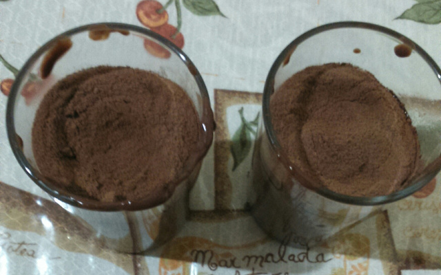 Chocolate quente sem leite ou leite condensado