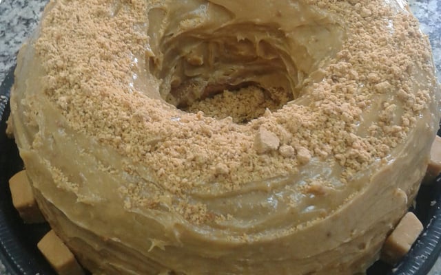 Bolo junino de paçoca