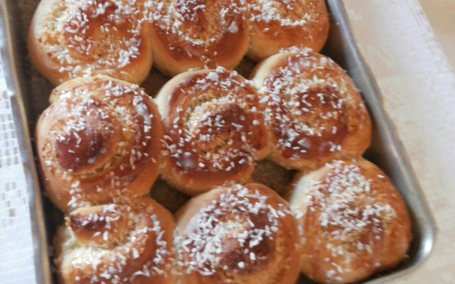 Rosca de leite condensado com coco