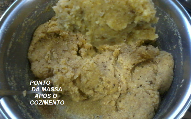 Broa nutritiva de fubá