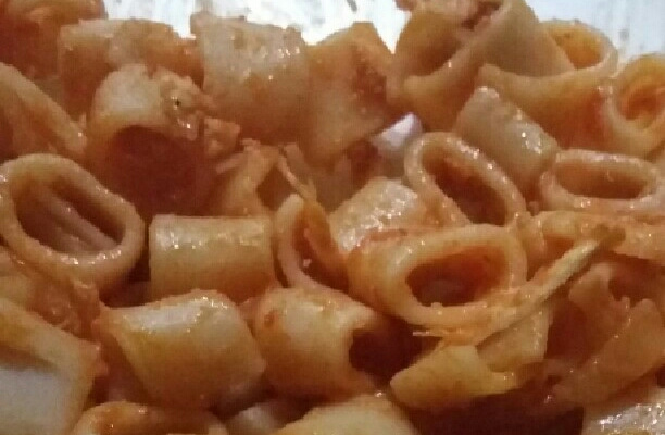 Macarrão ao molho simples