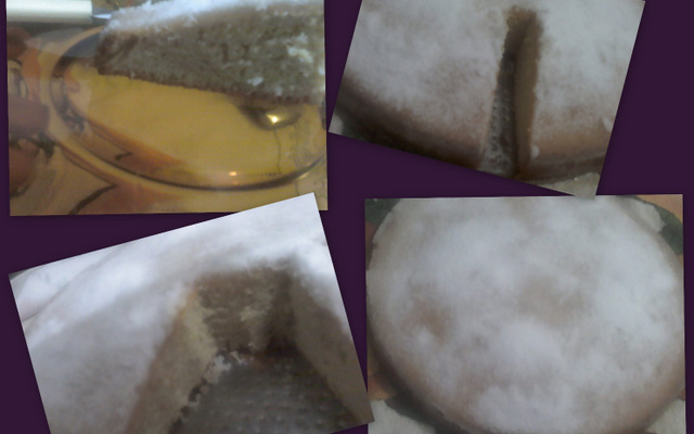 Bolo de laranja com cobertura de laranja.