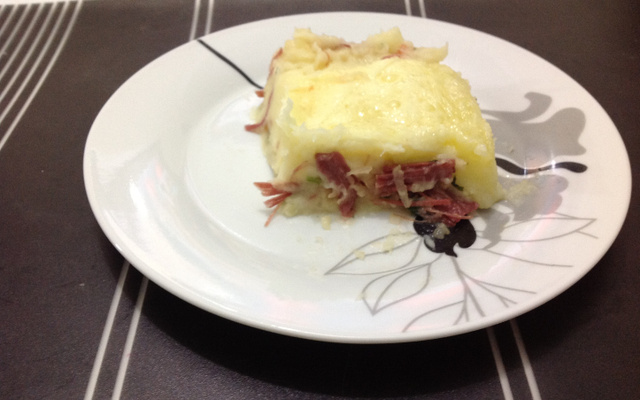 Escondidinho de carne de sol