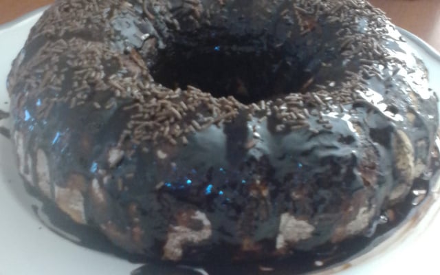 Bolo formigueiro simples (de liquidificador)