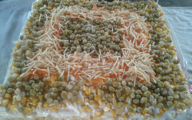 Torta salgada de frango e pão de forma