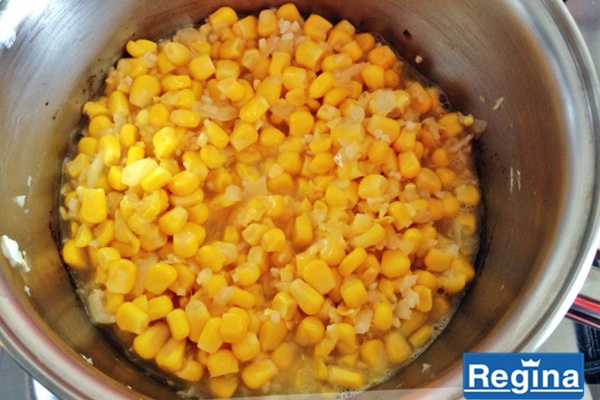 Creme de milho e queijos Regina