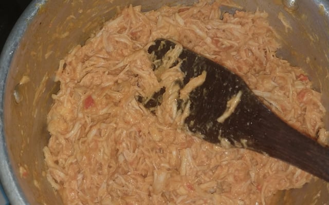 Recheio de frango cremoso (para usar em tortas, salgados)