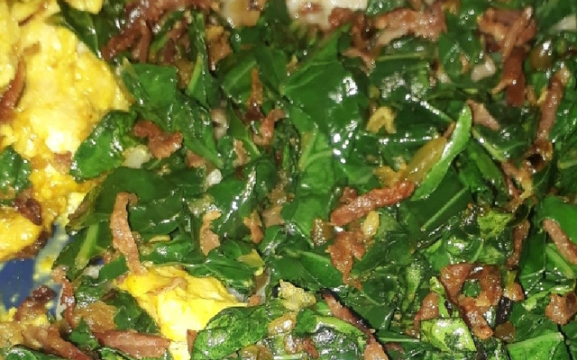 Couve refogada da Piná