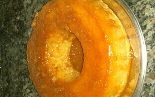 Pudim de pão com leite condensado