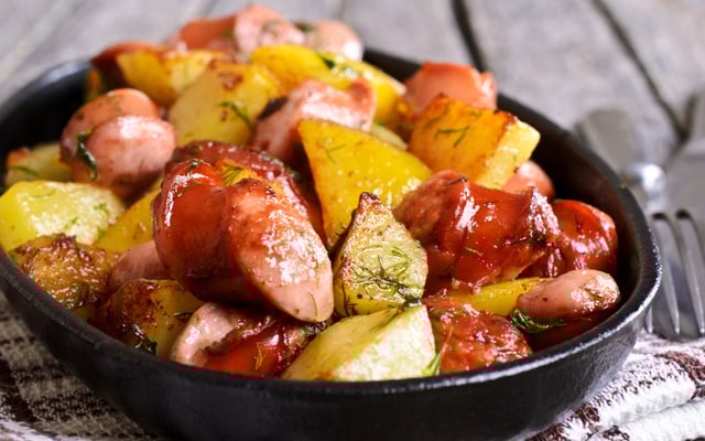 Linguiça toscana com batata na panela de pressão