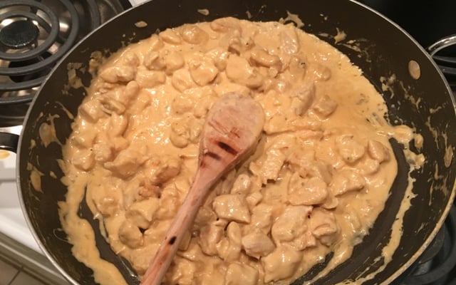 Estrogonofe de frango básico