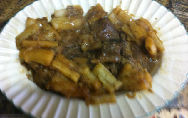 Costelinha de porco com mandioca