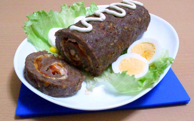 Rocambole de carne moída