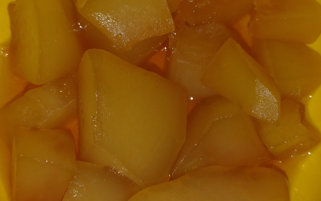 Doce de mamão verde em cubinhos