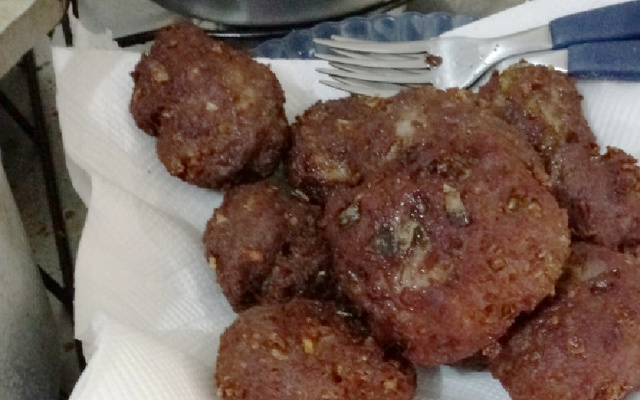 Bolinho de carne moída