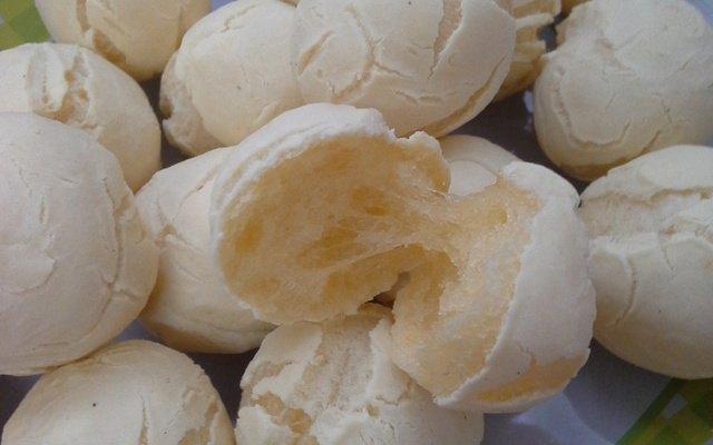 Pão de queijo sem leite