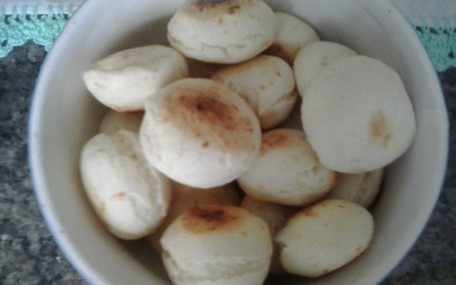 Pão de queijo rápido