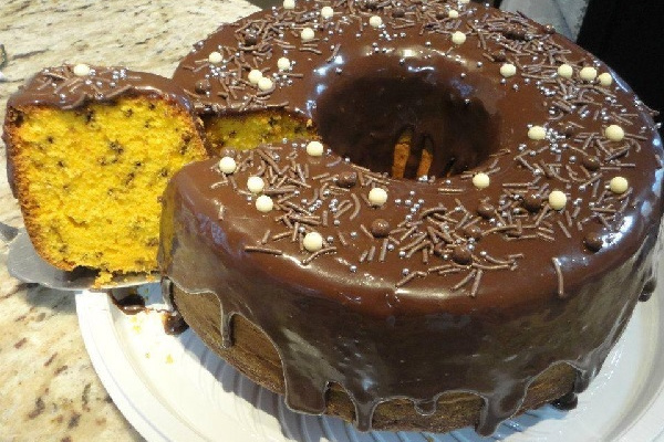 Bolo formigueiro de cenoura 